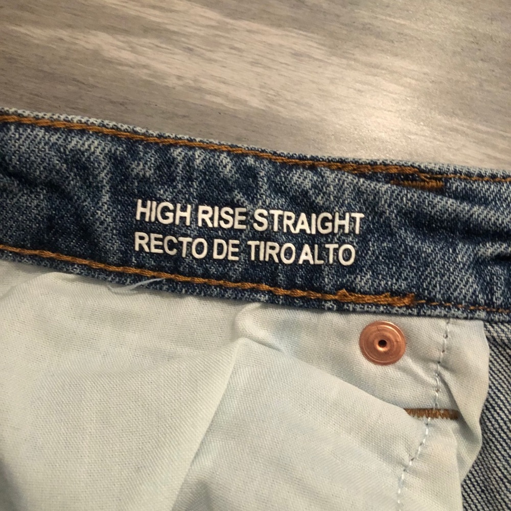 Jeans - Picture 3 of 4